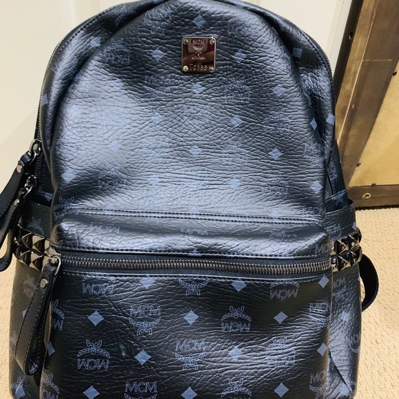 mcm men's stark medium backpack